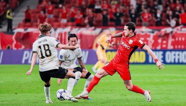 球遭逆转 球遭逆转