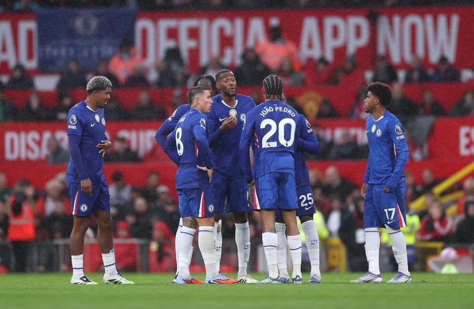 优秀的前锋, 在老特拉福, 他说 优秀的前锋, 在老特拉福, 他说