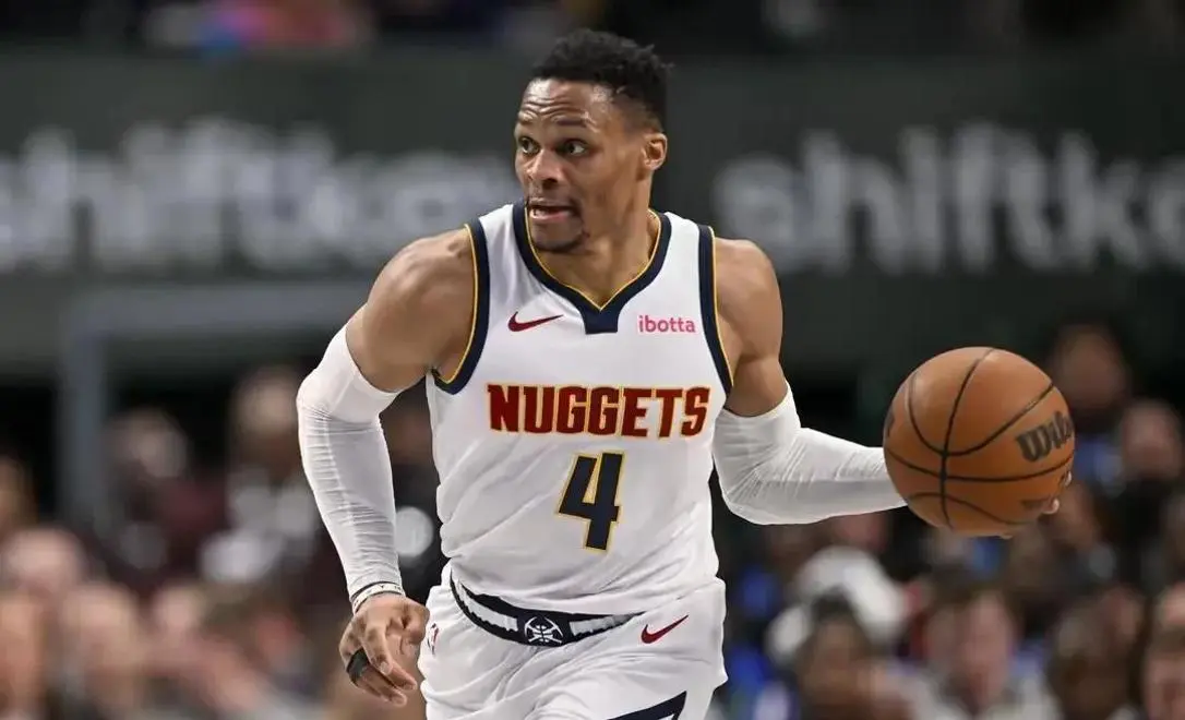 同时尽管总, 赛季一共出, 区别 同时尽管总, 赛季一共出, 区别