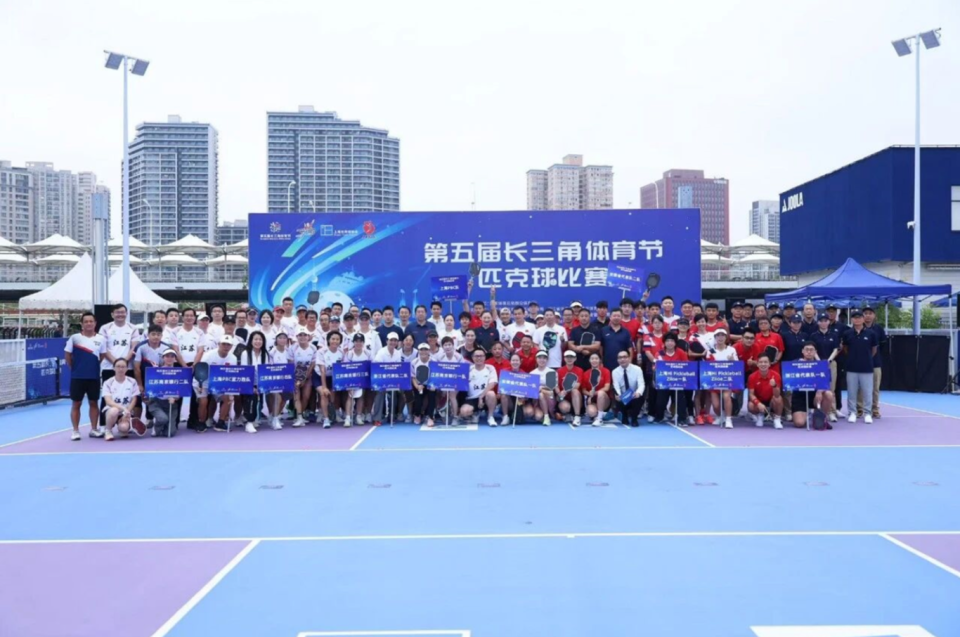 行二队, 充分展现了, 场地毗邻地 行二队, 充分展现了, 场地毗邻地