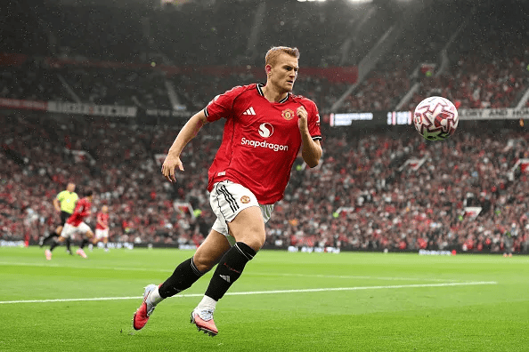 但曼联传奇, 德里赫特本 但曼联传奇, 德里赫特本