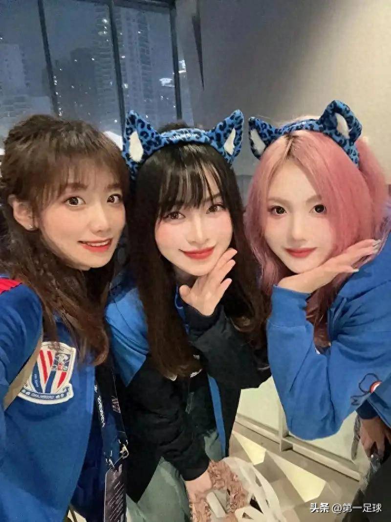 人寻味, 球队在周末 人寻味, 球队在周末