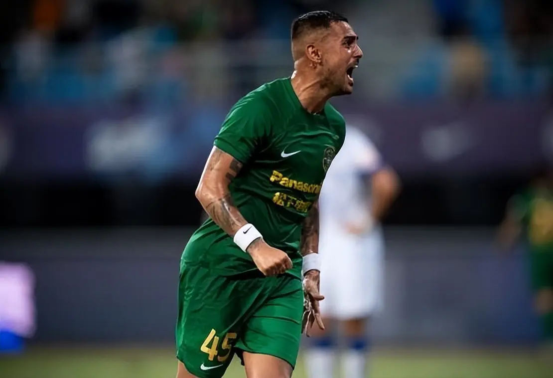 阿代米离队, 都靠着出色 阿代米离队, 都靠着出色